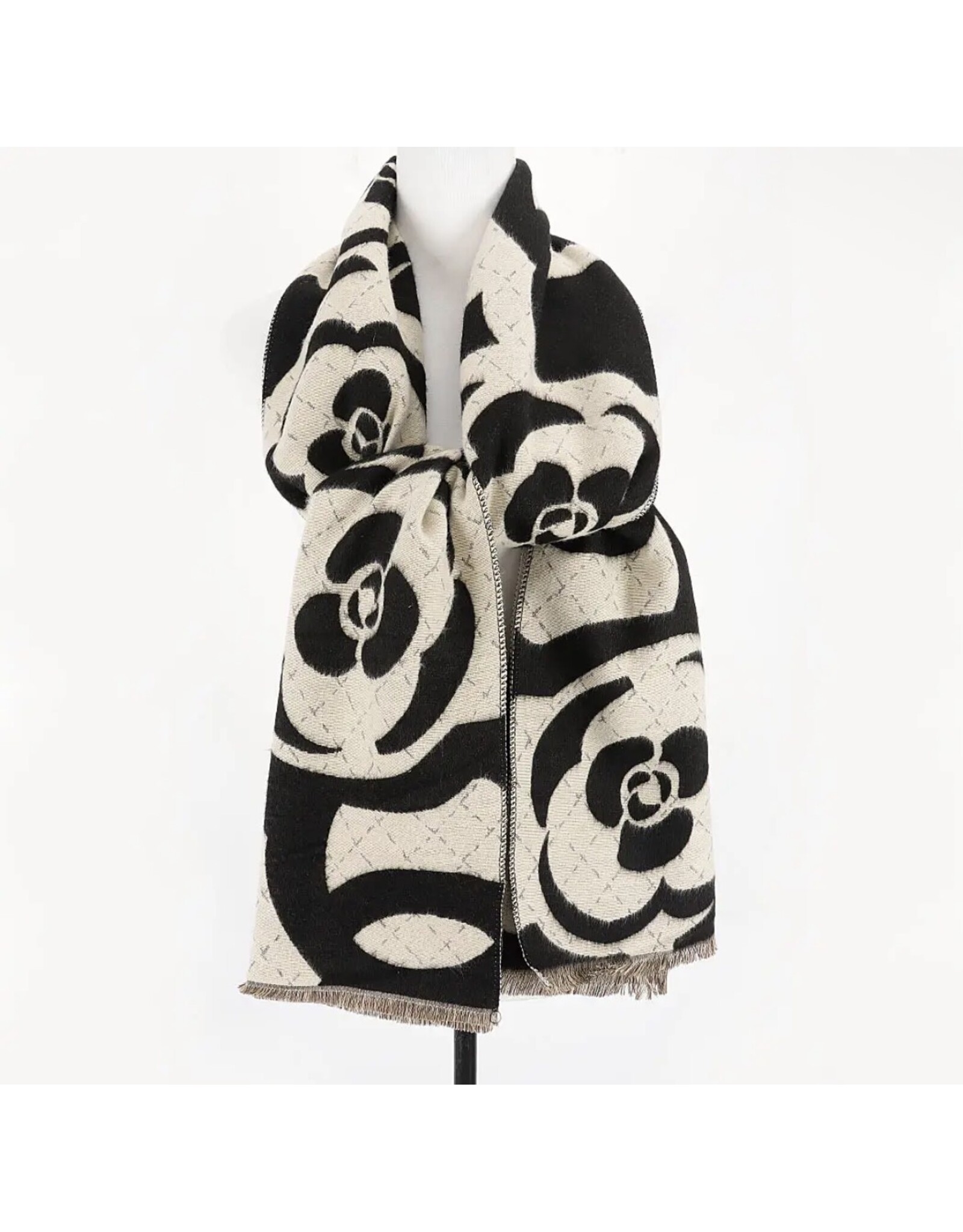 Scarf with luxury design