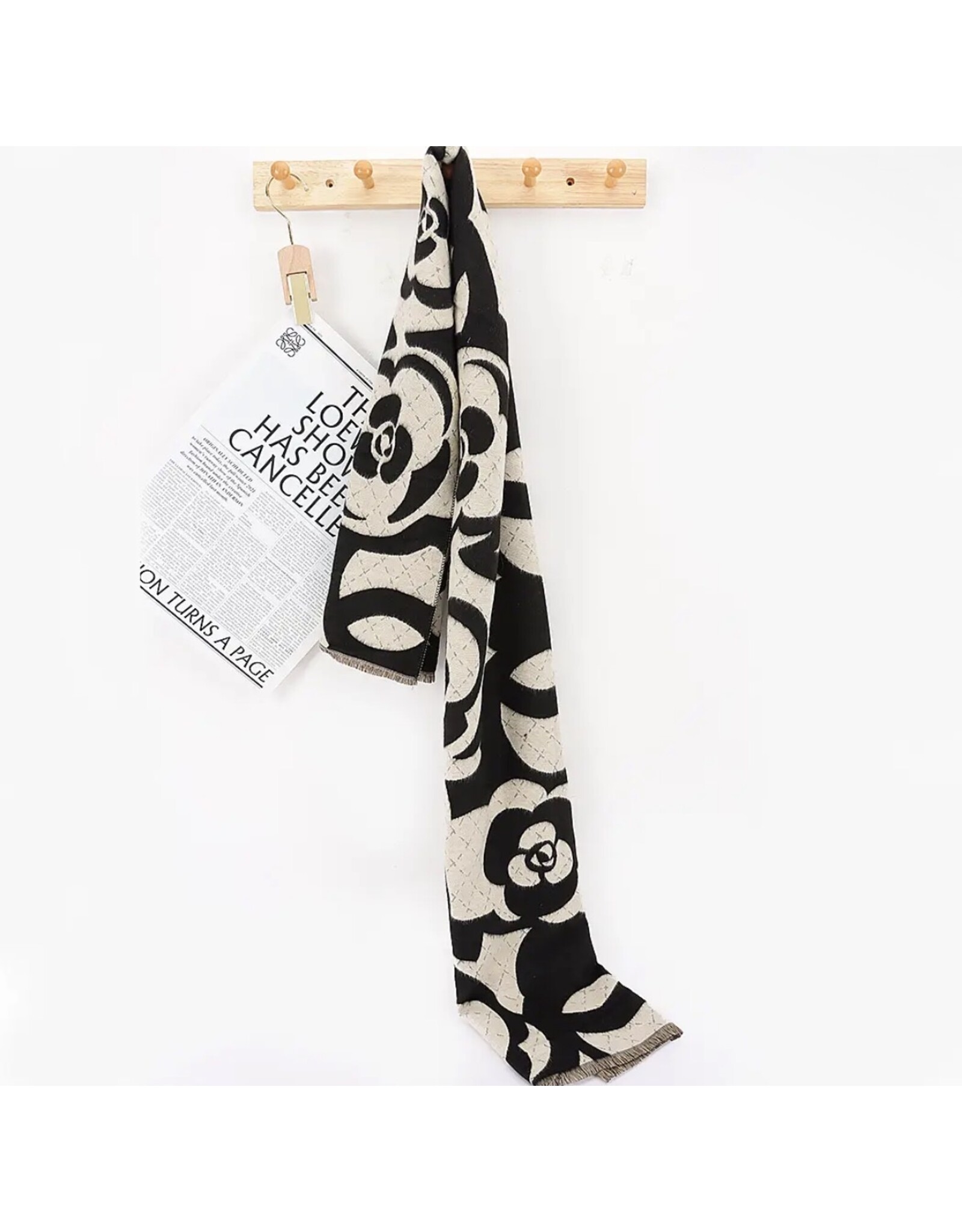 Scarf with luxury design