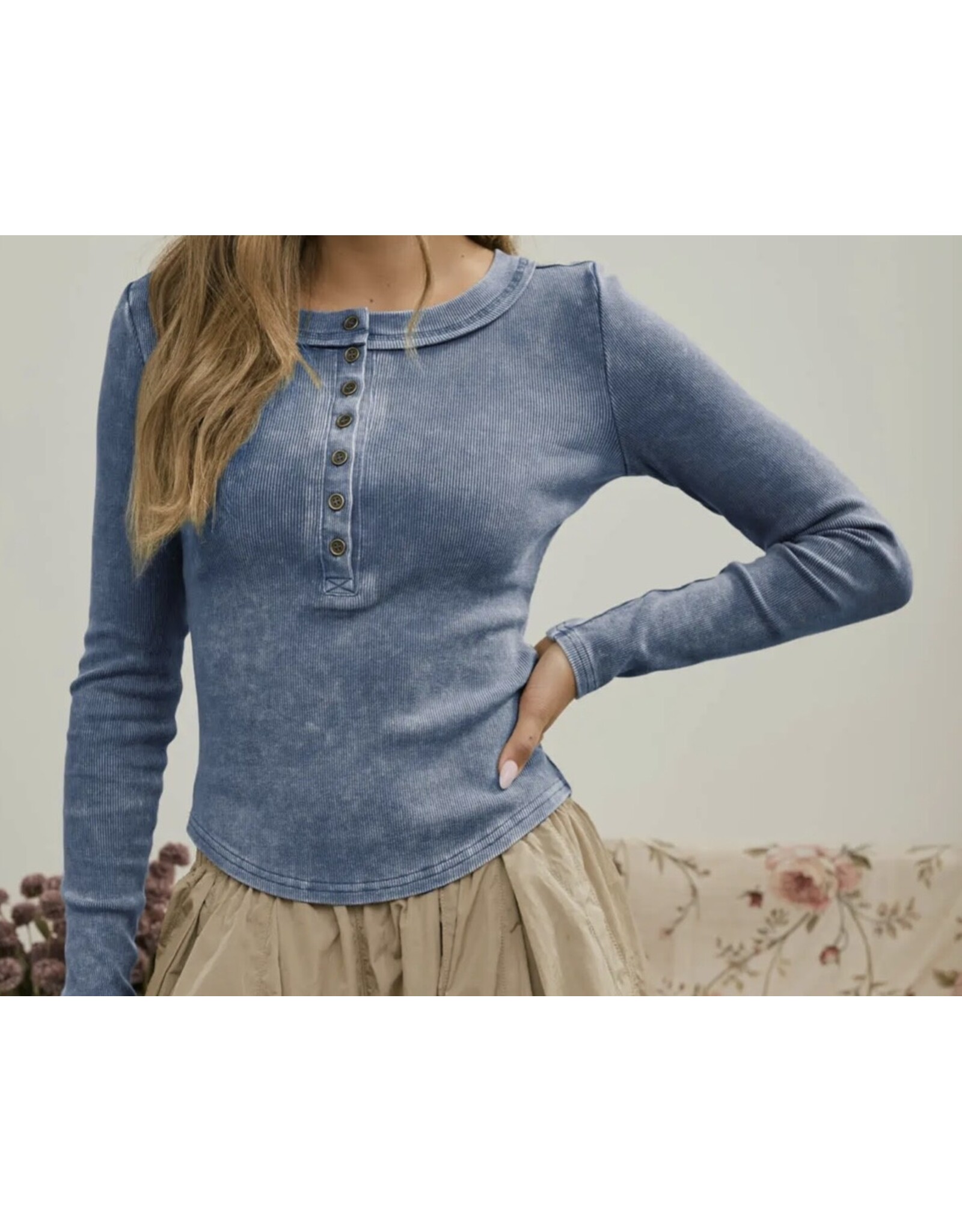 Blu pepper Washed Henley L/S Knit Top