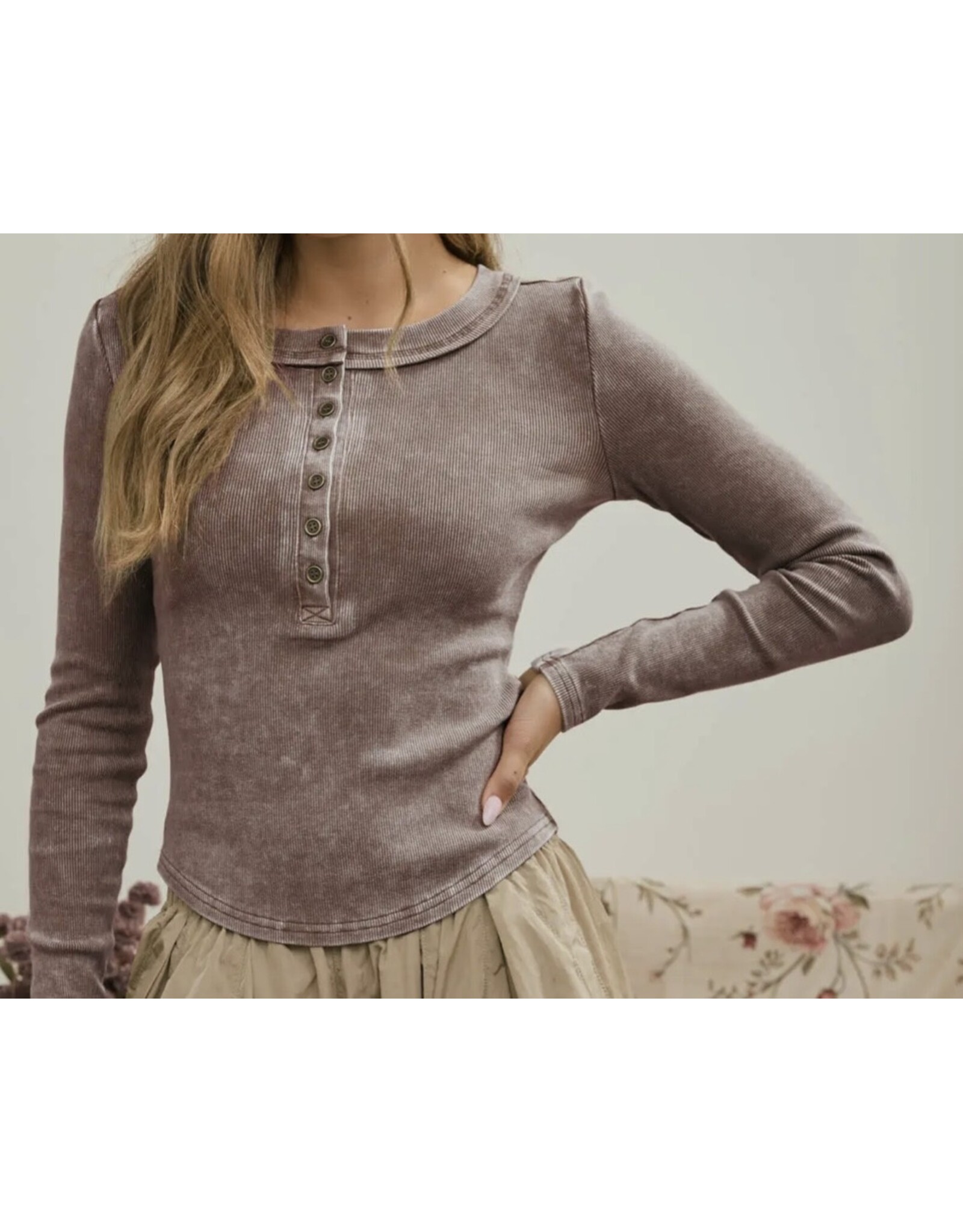 Blu pepper Washed Henley L/S Knit Top