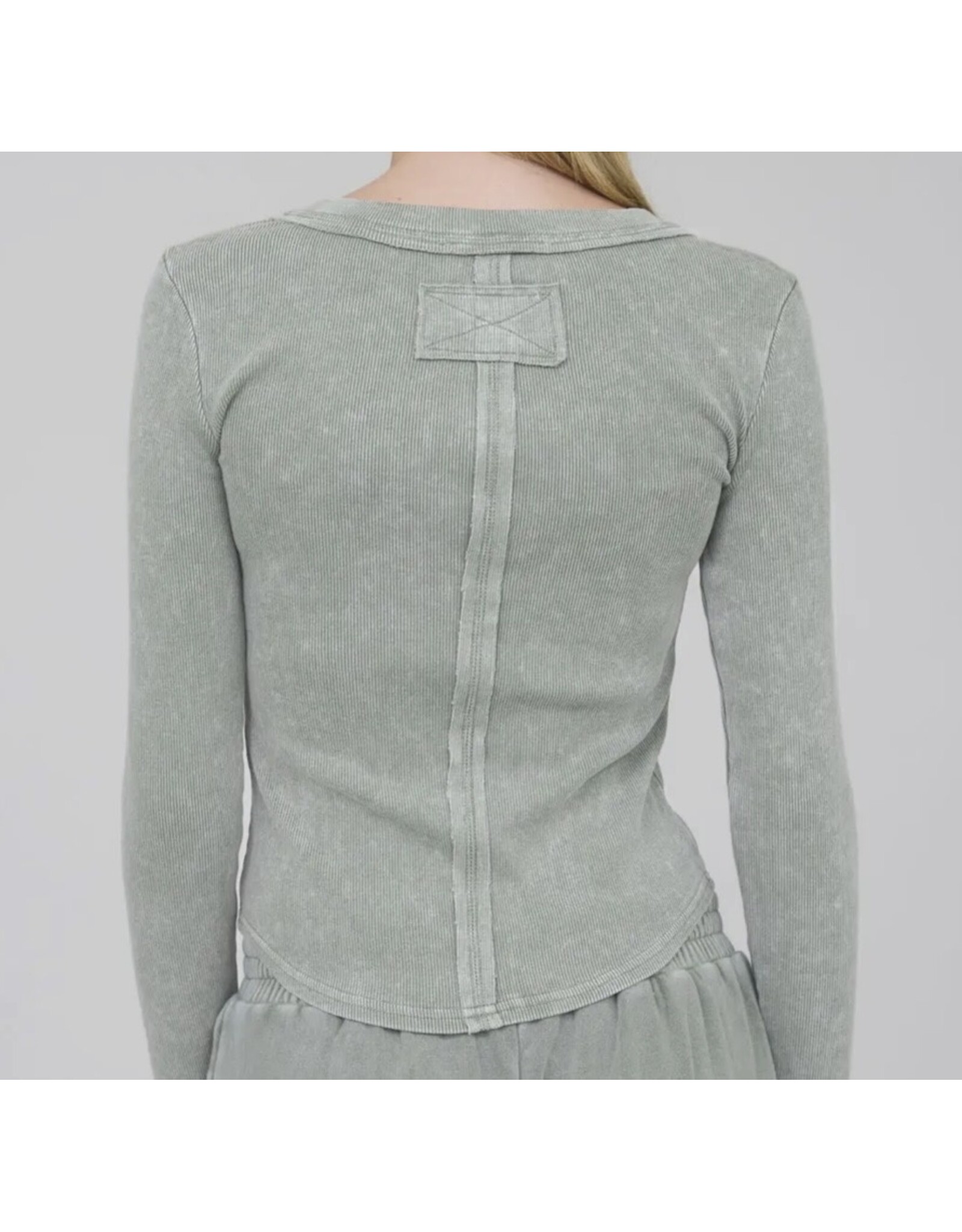 Blu pepper Washed Henley L/S Knit Top