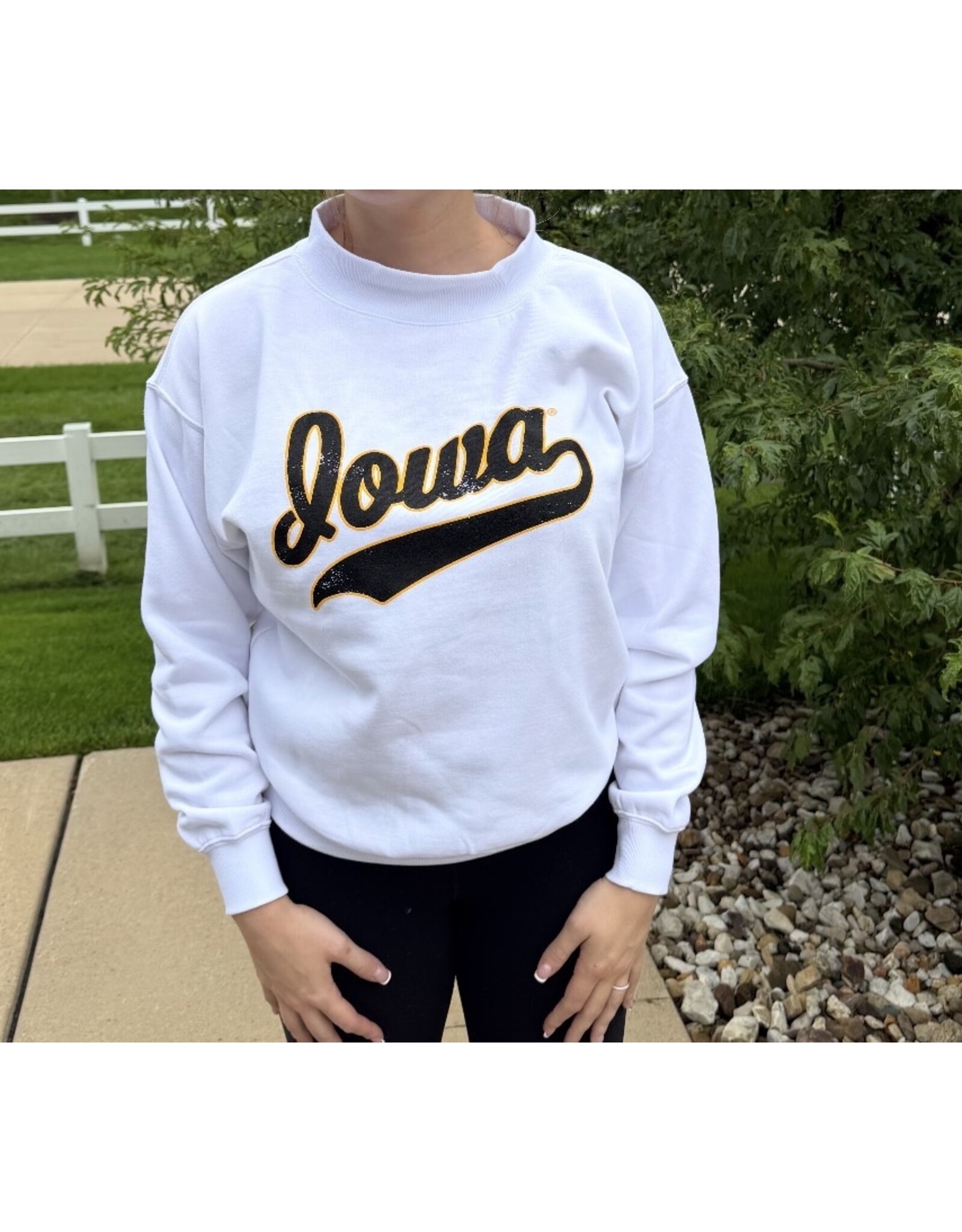 Mock neck cursive IOWA sweatshirt