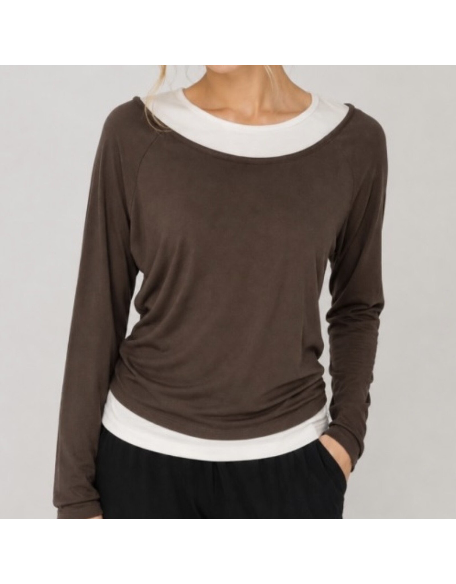 Wasabi boat neck w/ contrast top Brown