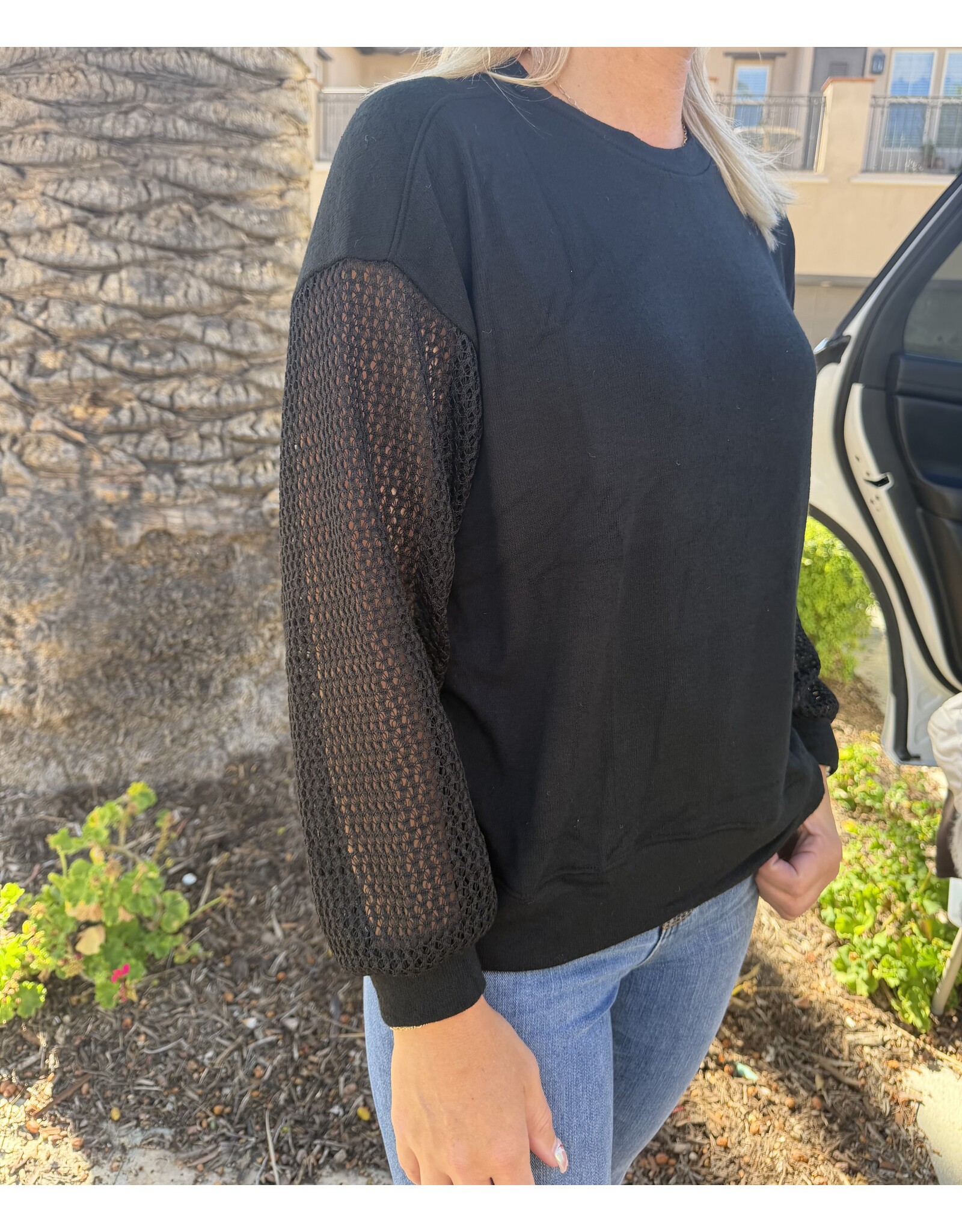 Wasabi Fishnet sleeve crew sweatshirt Black