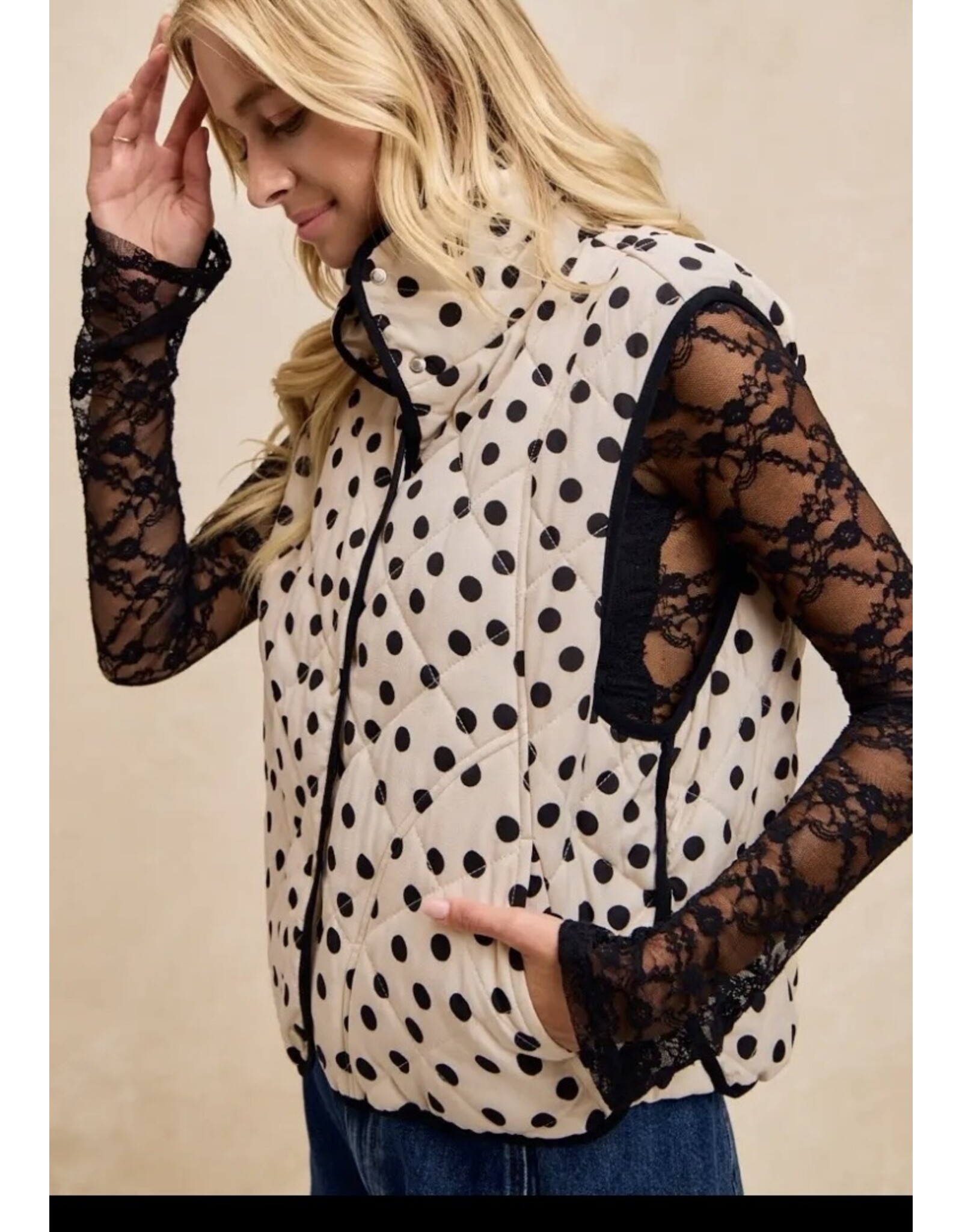Polka Dot Print Piping Quilt  Vest