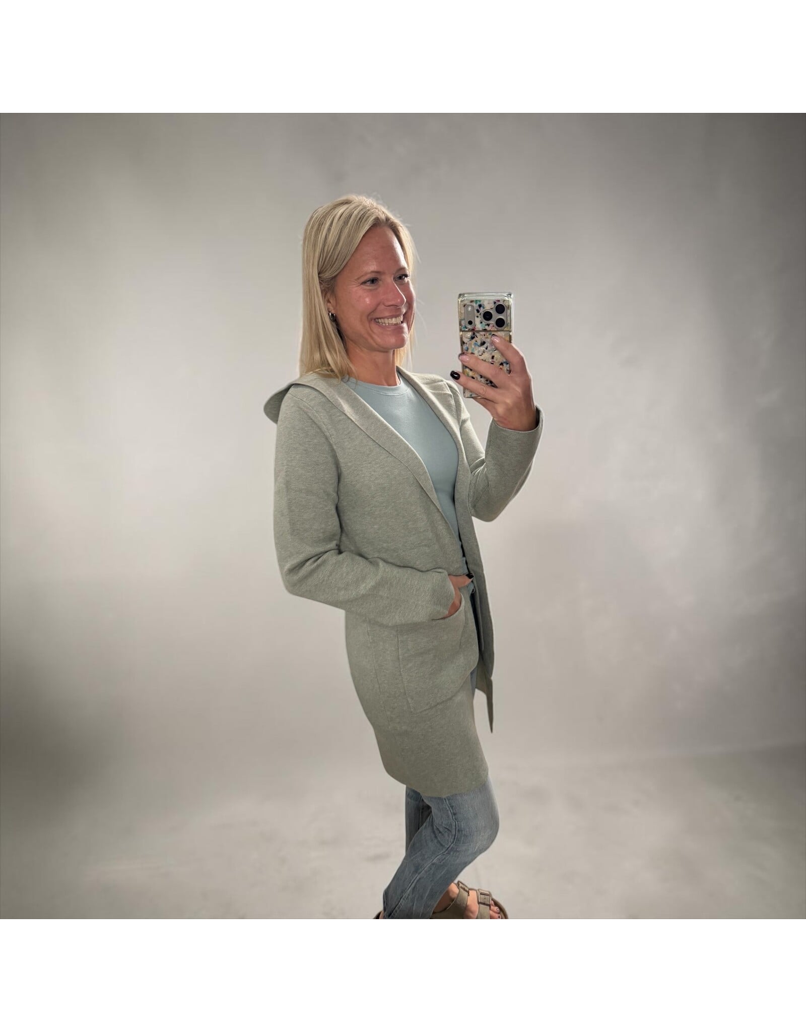 Grey hoody cardigan w/ pockets