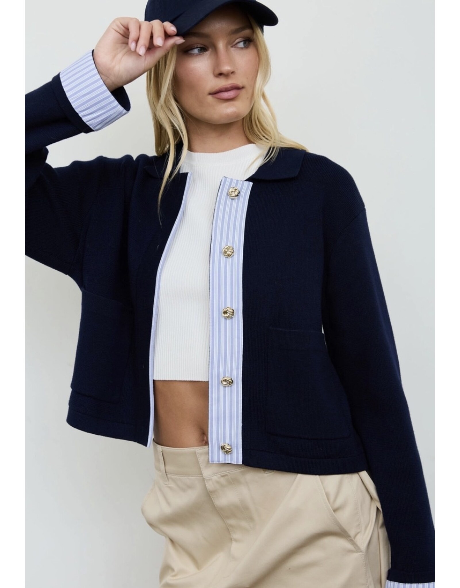 Blu pepper Contrast trim knit cardigan