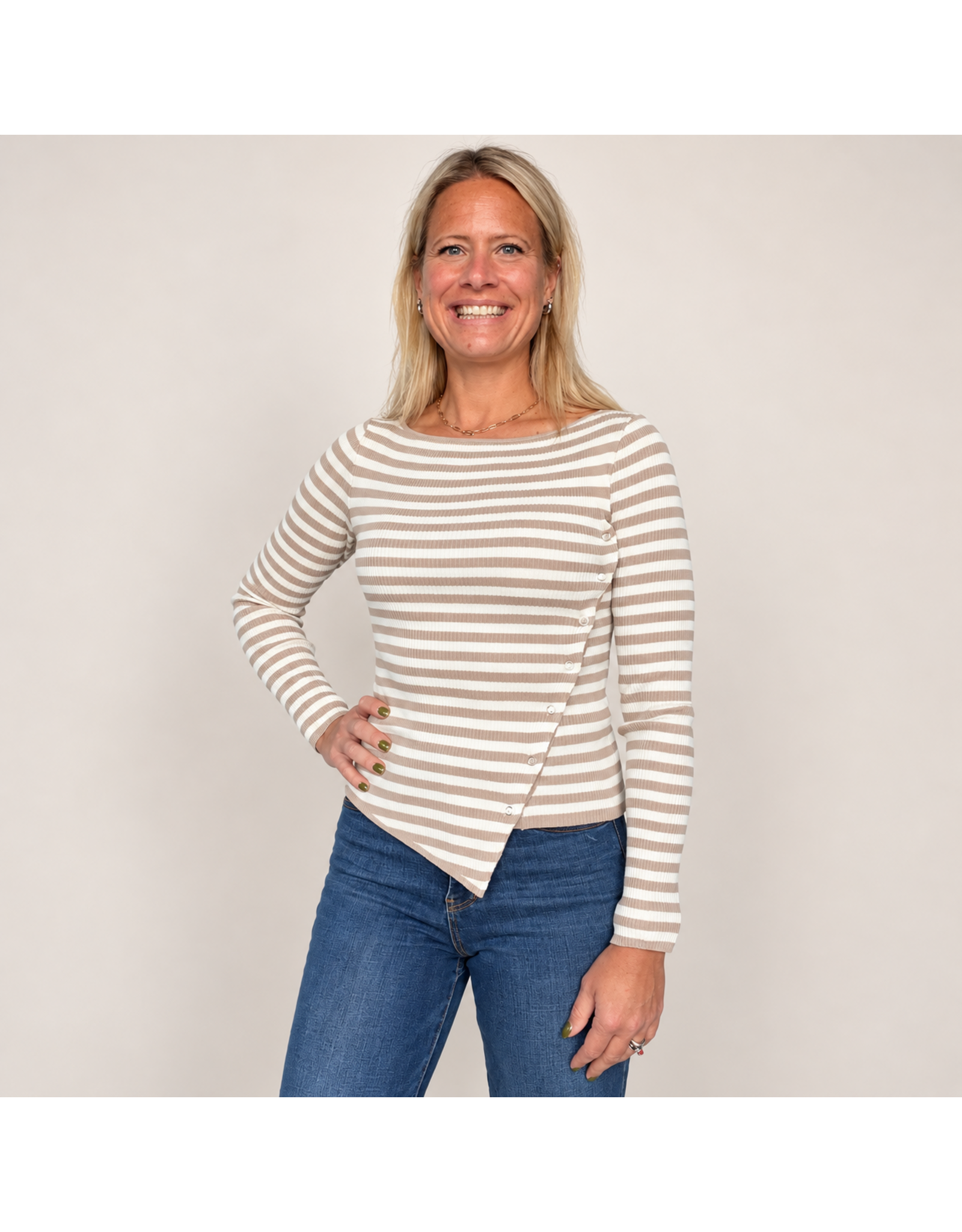Blu pepper Diagonal stripe snap sweater
