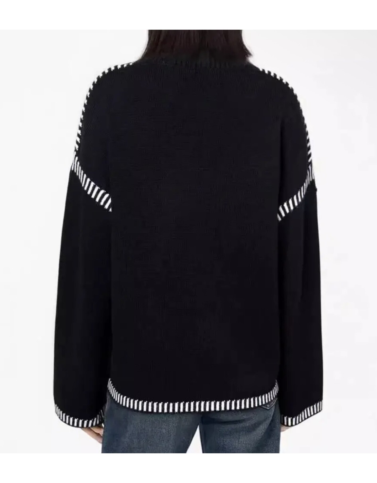 Miss sparkling Black w/ white contrast cable knit sweater