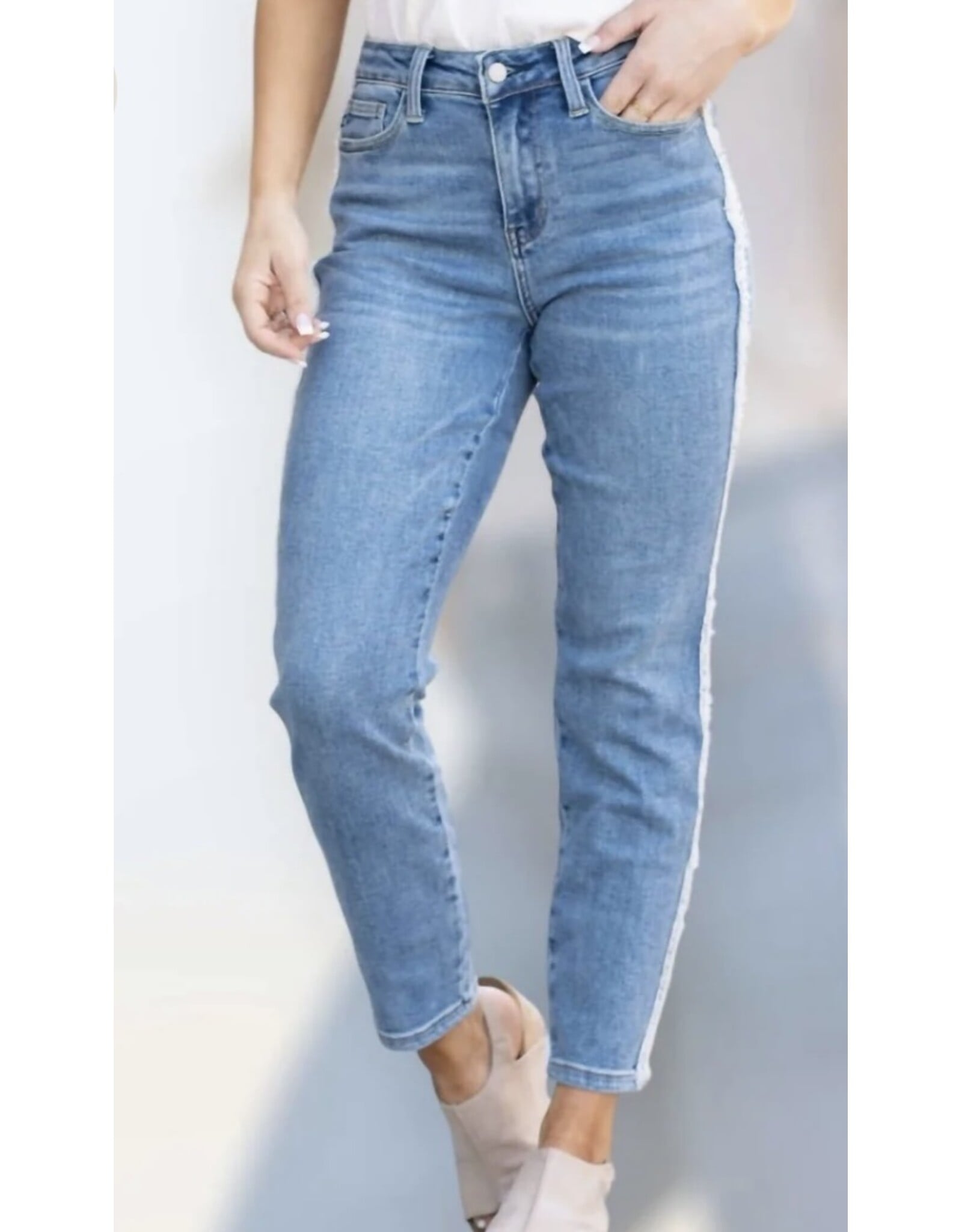 Judy Blue JB HW Slim w/ fray side detail