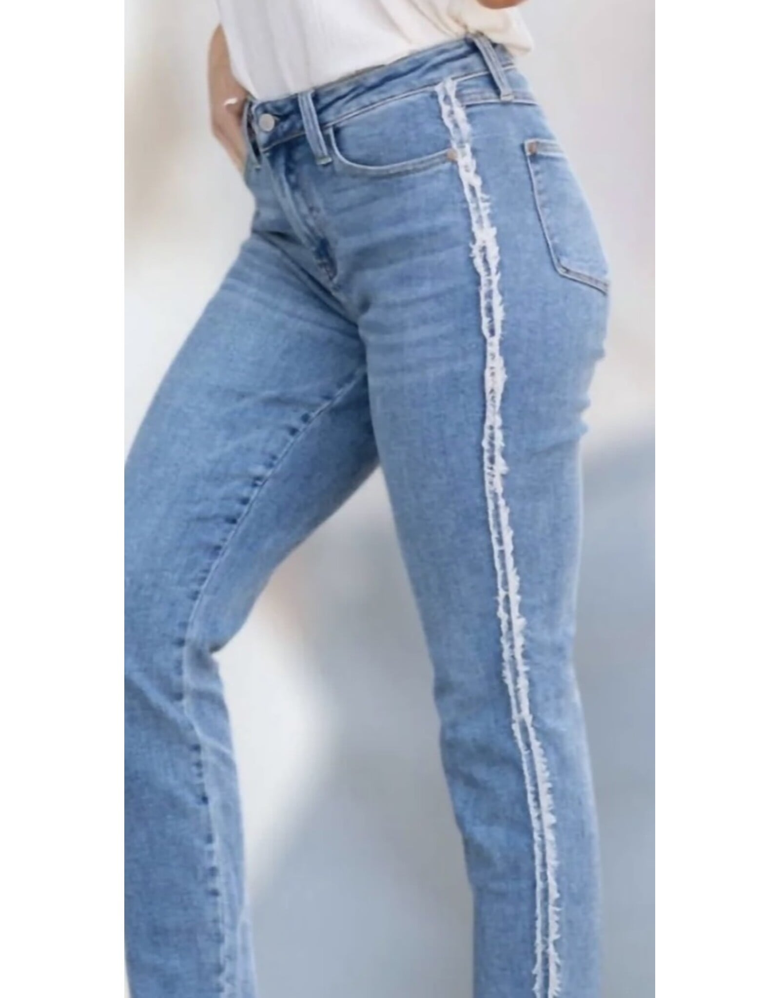 Judy Blue JB HW Slim w/ fray side detail