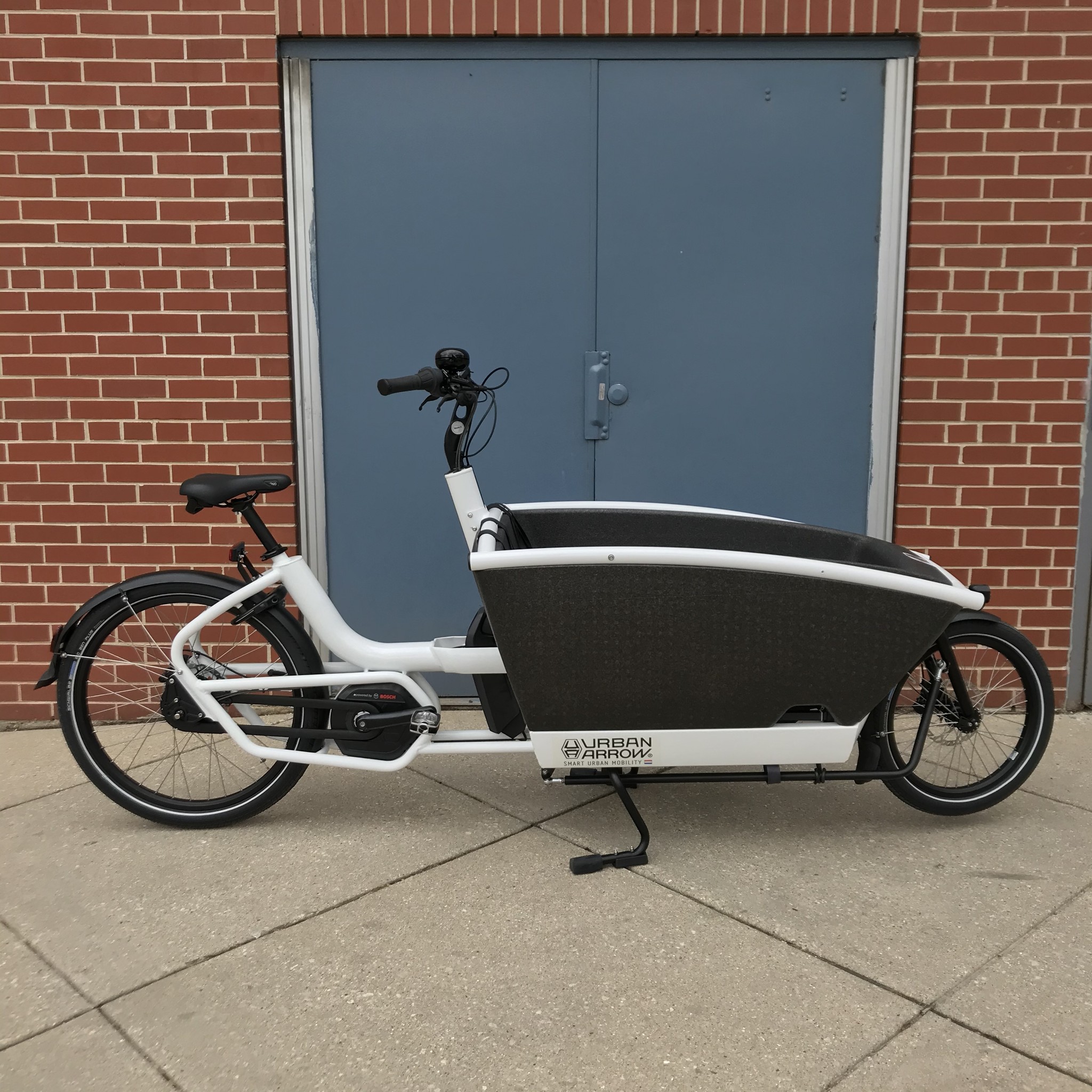 urban arrow urban arrow family electric cargo bike