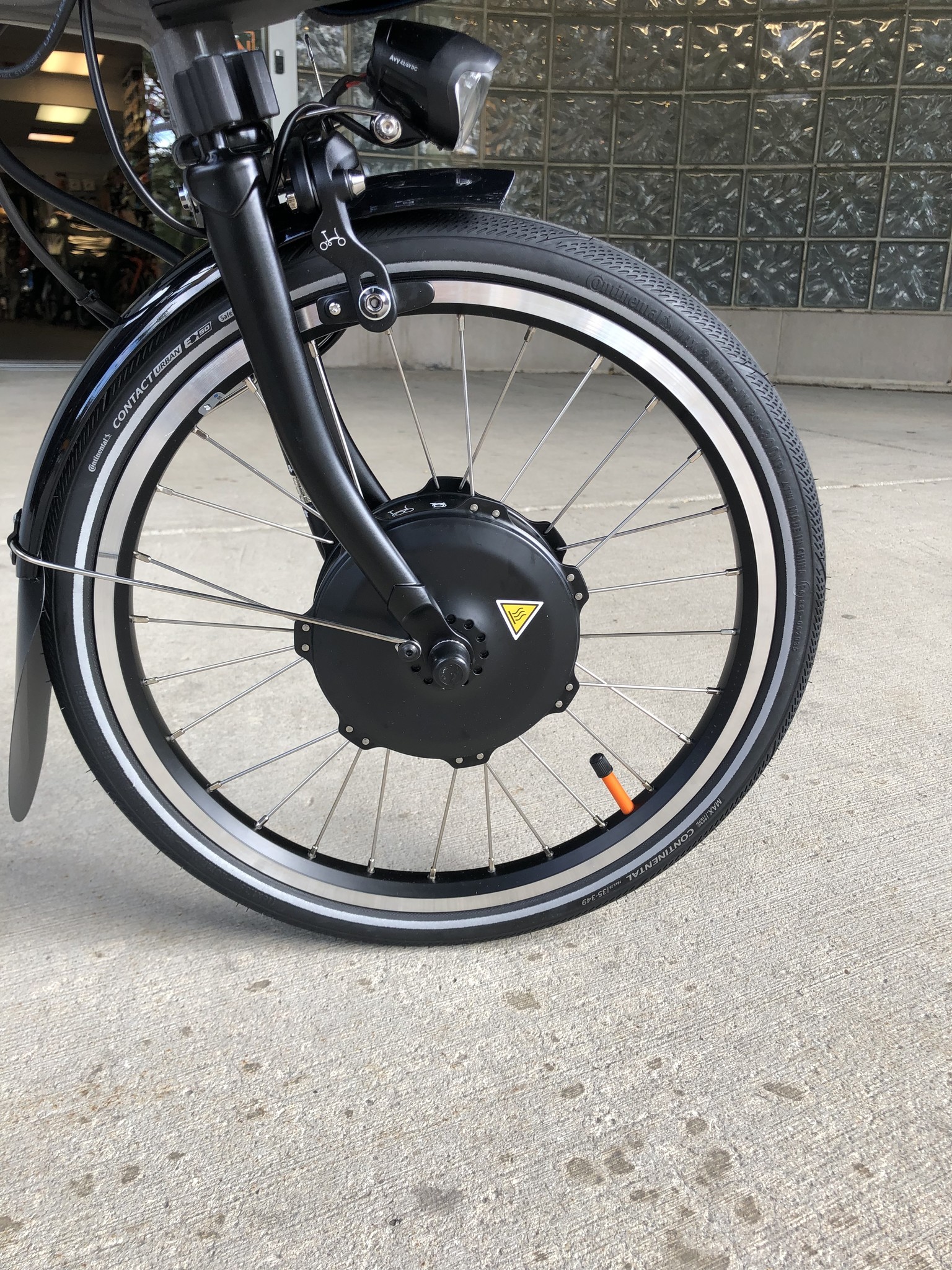 Blog - Brompton P Line Electric is here! - J.C. Lind Bike Co.