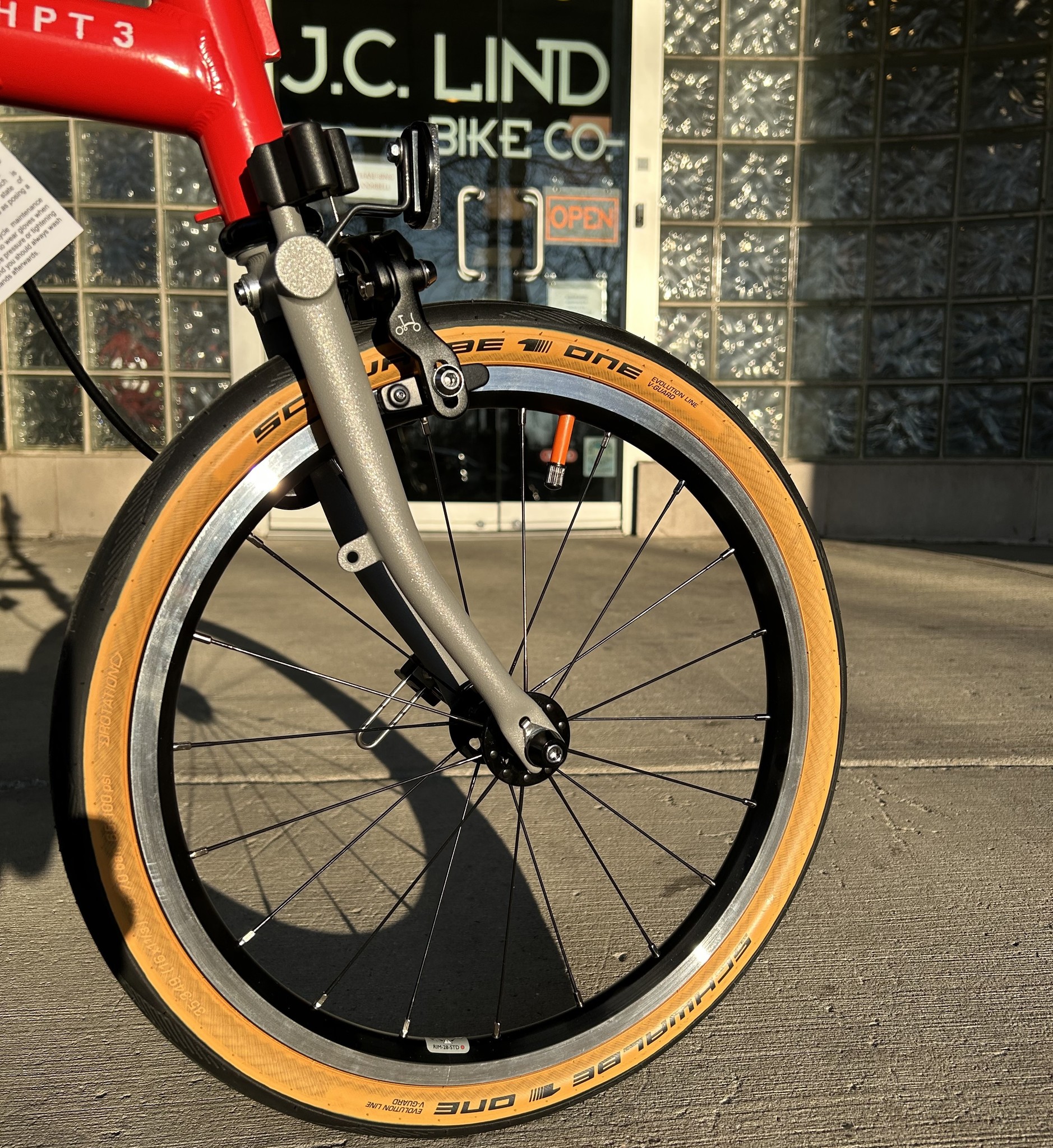 Blog - The Brompton P Line is here! - J.C. Lind Bike Co.