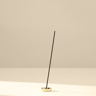 Oribe Bâton d'encens Côte d'Azur (75 bâtonnets/1.2oz) Oribe Bâton d'encens Côte d'Azur (75 bâtonnets/1.2oz)