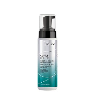 Joico Mousse hydratante pour boucles "Curl Like Us" (200ml/6.7oz) Joico Mousse hydratante pour boucles "Curl Like Us" (200ml/6.7oz)