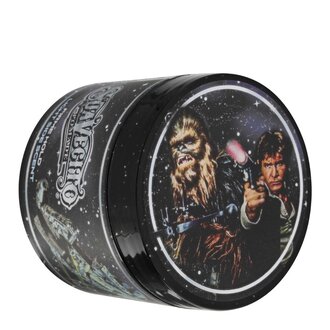Suavecito X Star Wars - Pommade "Firme Strong Hold" Édition Han Solo & Chewbacca Light Side (118.3ml/4.0oz) Suavecito X Star Wars - Pommade "Firme Strong Hold" Édition Han Solo & Chewbacca Light Side (118.3ml/4.0oz)
