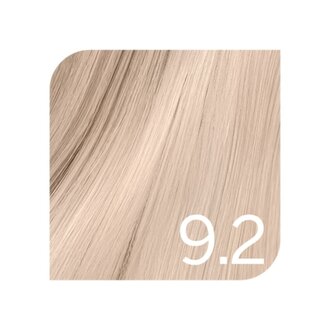 Revlonissimo 9.2 - Very Light Iridescent Blonde / Revlonissimo Colorsmetique Permanent Hair Color (60ml/2.0oz)