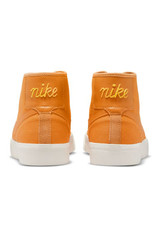 Nike SB Nike SB Shoe Blazer Court Mid (Curry/White)