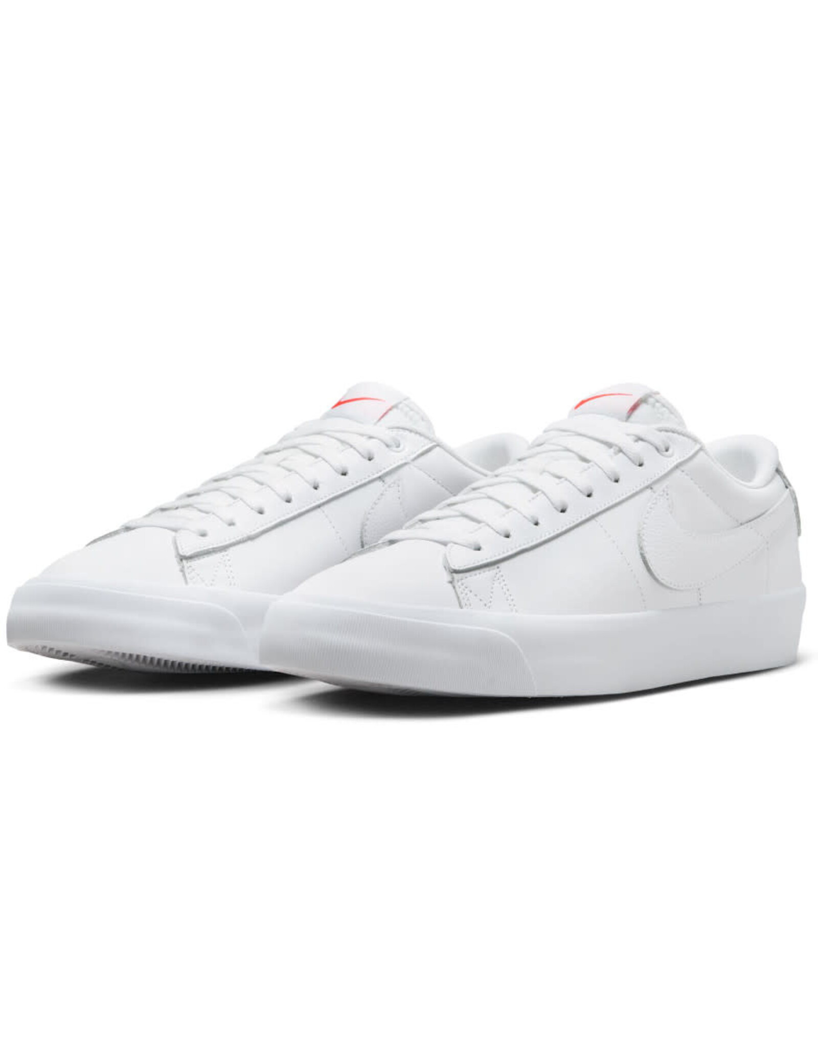 Nike SB Nike SB Shoe Zoom Blazer Low GT (Triple White)