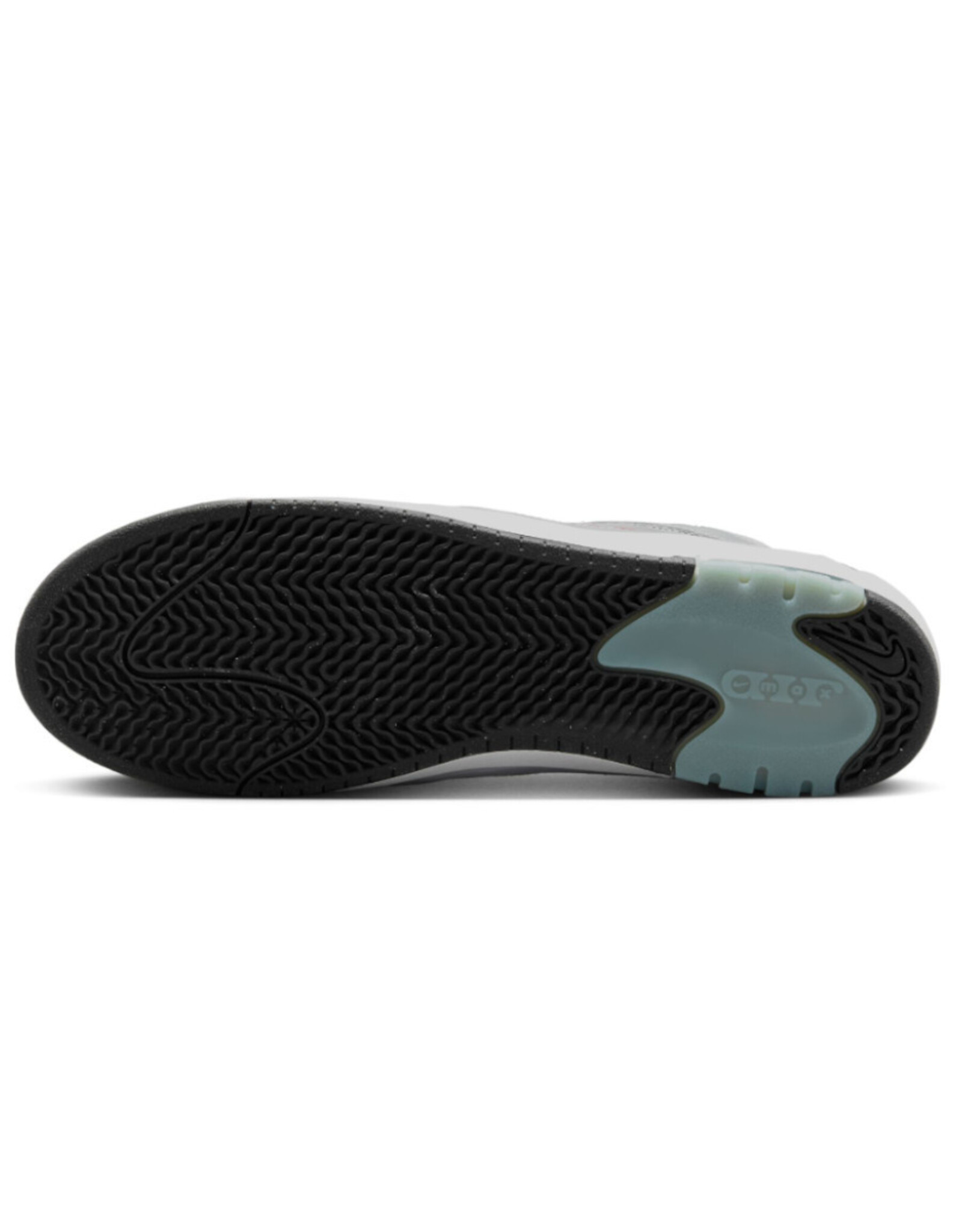 Nike SB Nike SB Shoe Air Max Ishod (Silver Bullet)