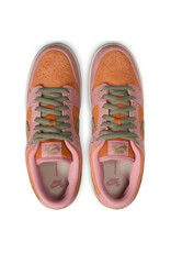 Nike SB Nike SB Shoe Dunk Low (Red Stardust)