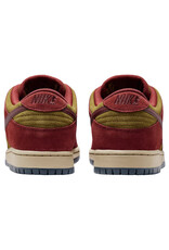 Nike SB Nike SB Shoe Dunk Low (Dark Team Red)