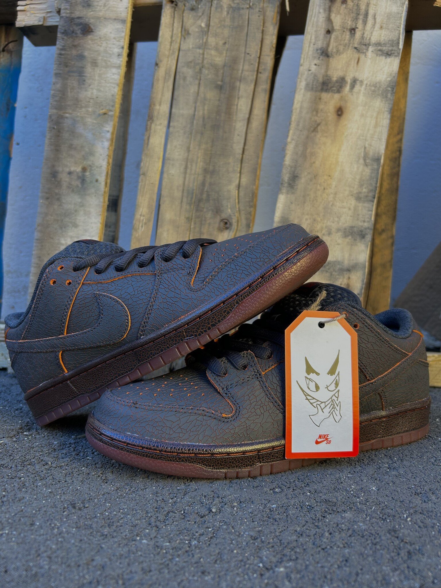 STIX SGV X NIKE SB "KRAMPUS" DUNK LOW RAFFLE