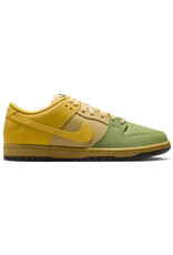Nike SB Nike SB Shoe Dunk Low (Saffron Quartz)
