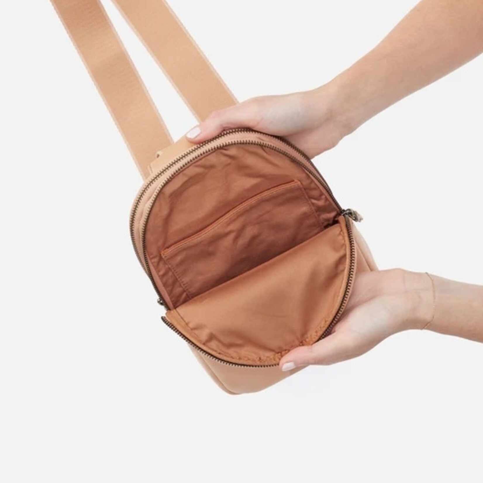 HOBO Hobo Cass Sling Bag Porcini