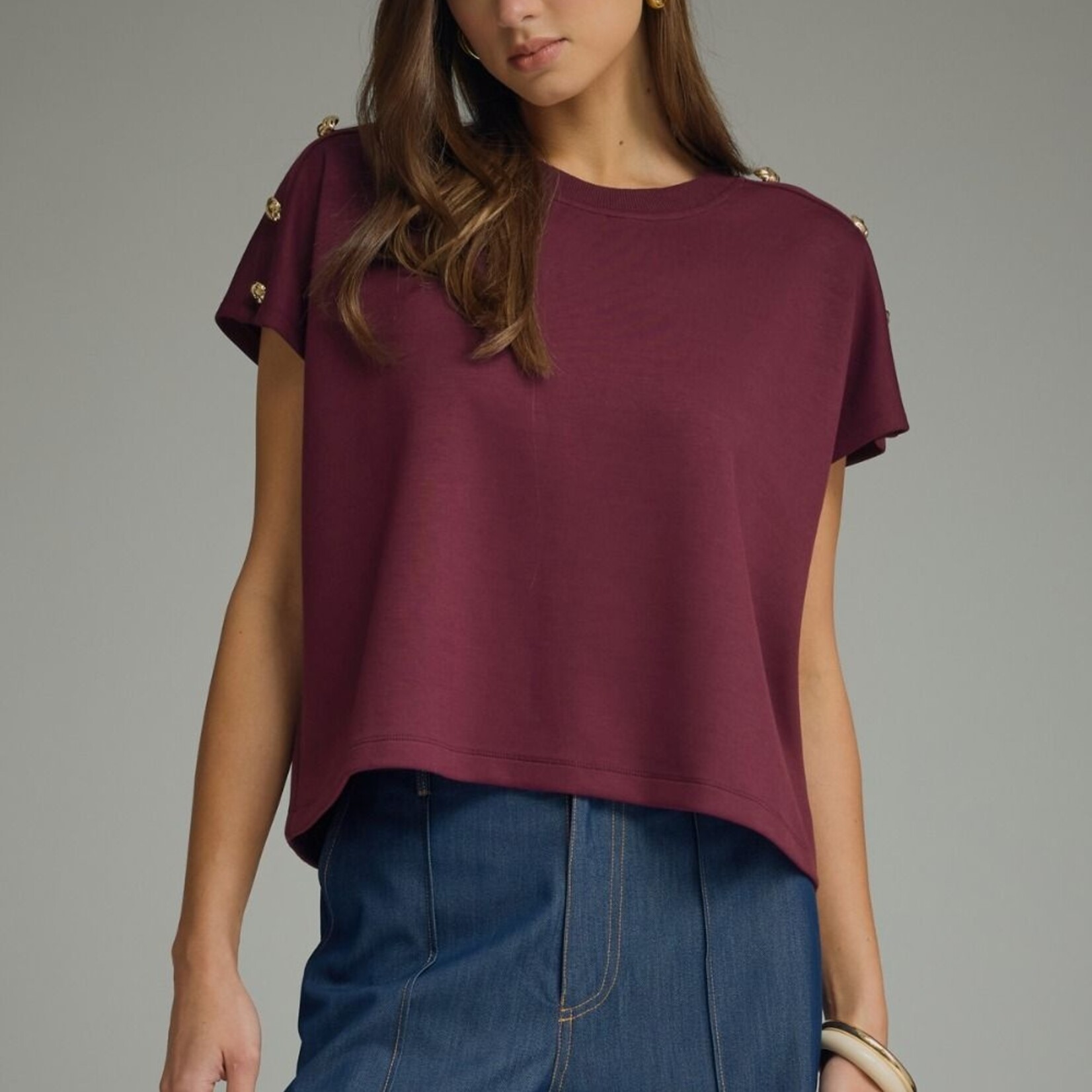 Entro Wine Top/ Gold Buttons
