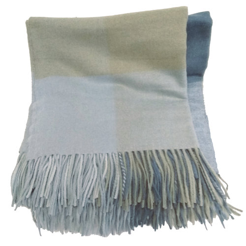 Aran Woollen Mills Blue Grey Tweed Blanket Aran Woollen Mills Blue Grey Tweed Blanket