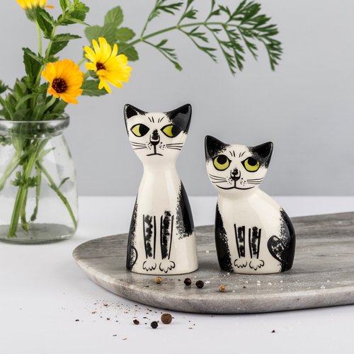 Hannah Turner Hannah Turner Cat Black & White Salt & Pepper Shakers Hannah Turner Hannah Turner Cat Black & White Salt & Pepper Shakers