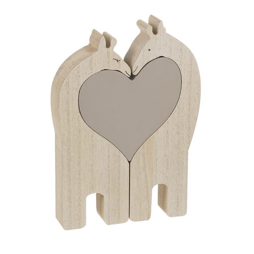 Wooden Heart Giraffes Wooden Heart Giraffes