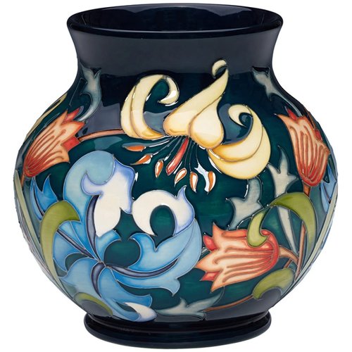 Moorcroft Pottery Moorcroft Dearle Vase 914/6 (LE40) Moorcroft Pottery Moorcroft Dearle Vase 914/6 (LE40)