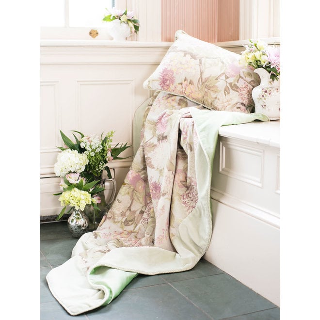 Tea Garden Velvet Throw Sage