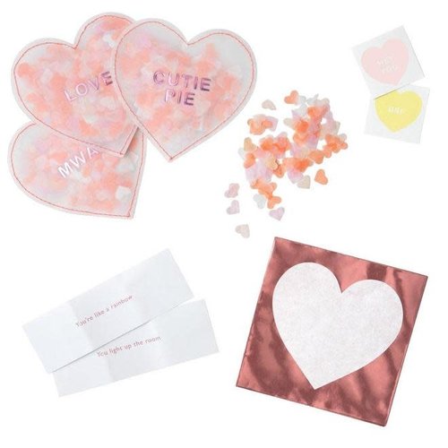 Meri Meri Love Heart Favors Set of 8 Meri Meri Love Heart Favors Set of 8