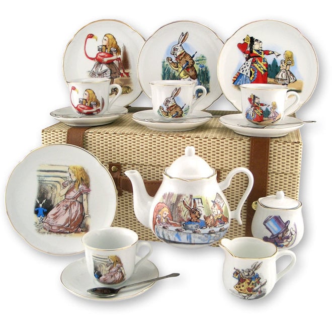 Alice in Wonderland Tea Set for 4 - Picnic Basket