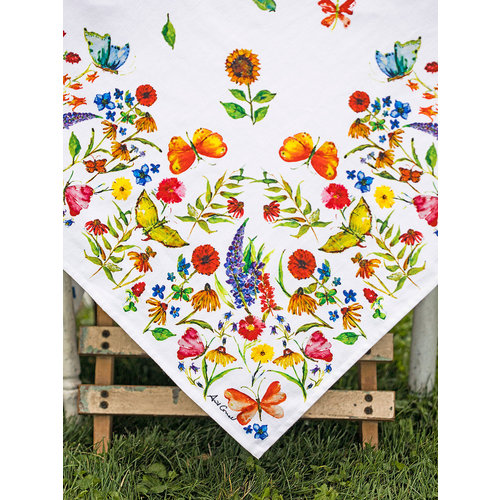 April Cornell Sister's Garden Tablecloth (54x54) April Cornell Sister's Garden Tablecloth (54x54)