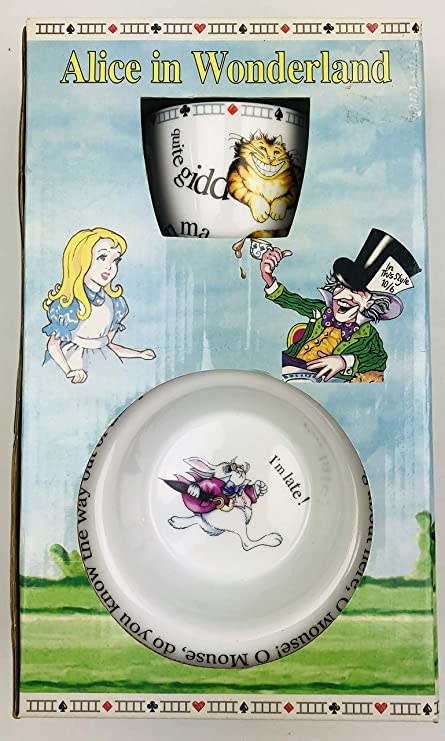 Alice in Wonderland 2 Piece Baby Set - British Isles