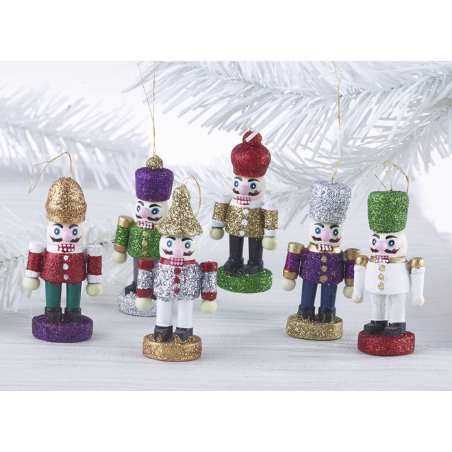 Traditional Nutcracker Christmas Crackers (Box of 6)