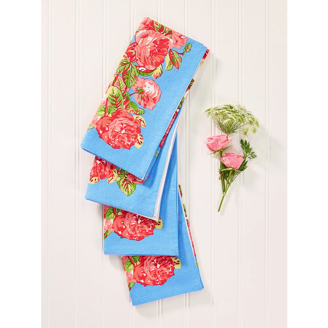 https://cdn.shoplightspeed.com/shops/617671/files/43316882/660x660x2/april-cornell-la-vie-en-rose-blue-napkins-set-of-4.jpg