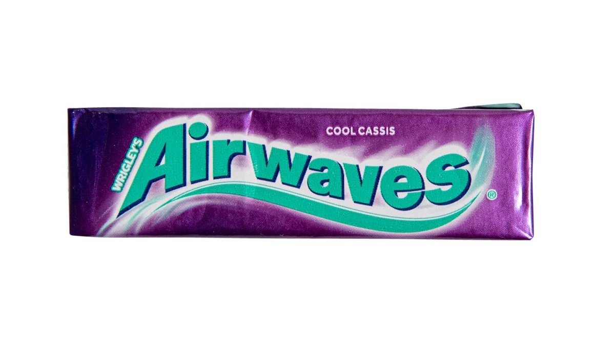 Wrigley's Airwaves Chewing Gum - Blackcurrant - Pack of 30? by Wrigley's