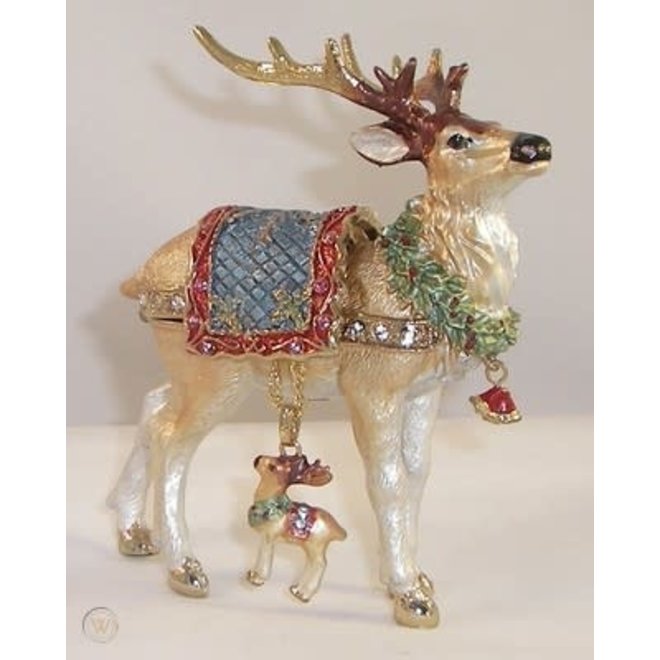 Kingspoint Designs Dashing Reindeer
