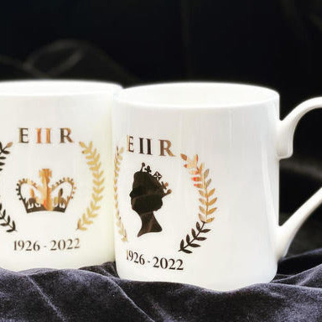 Queen Elizabeth II Gold Commemorative Mug