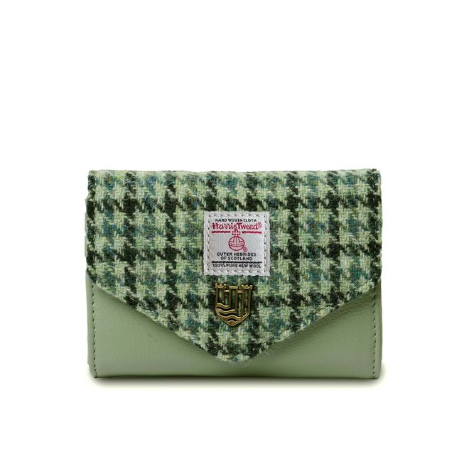 Small Green Dogtooth Clasp Wallet