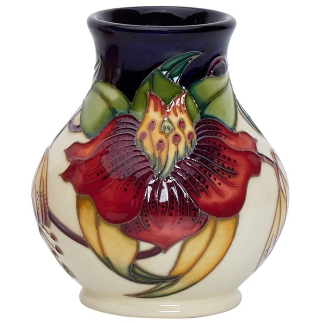 Anna Lily Vase 869/4