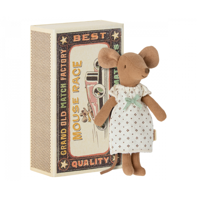 Big Sister Mouse in Box - White Nightgown