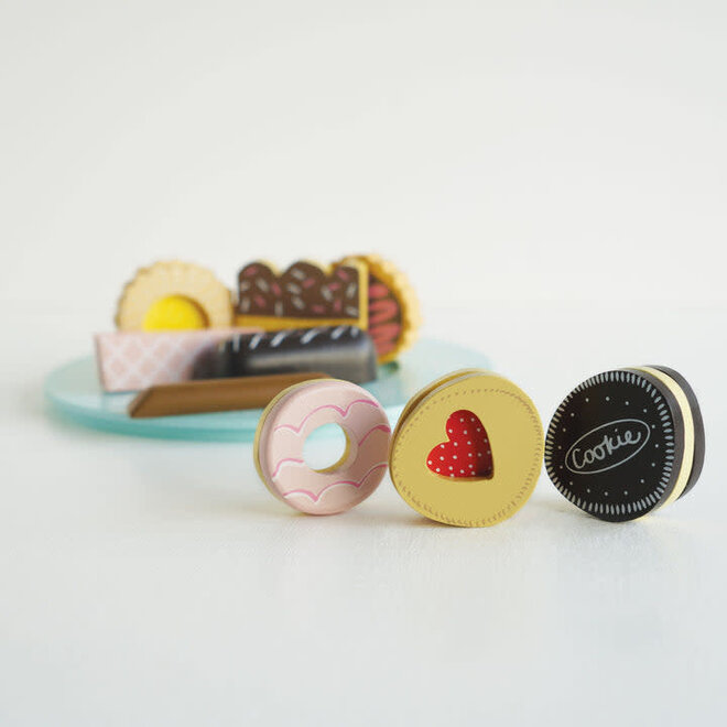 Biscuits & Plate Set