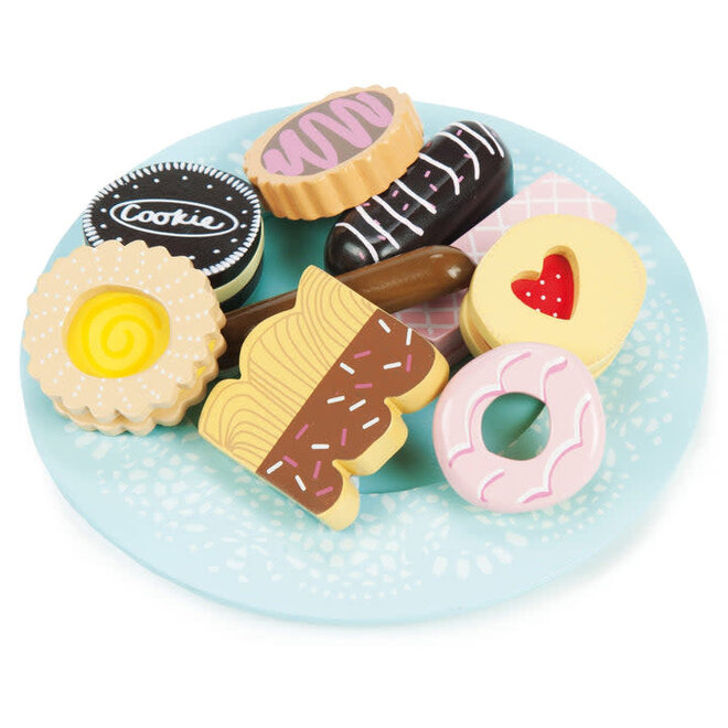 Wooden Biscuits & Plate Set